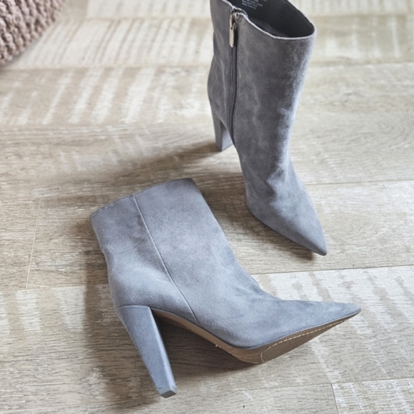 Vince Camuto Membidi Suede Leather Ankle Boots - Picture 2 of 14